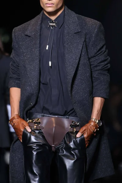 Look 67